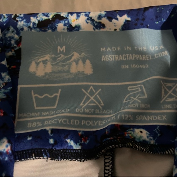 NWOT Abstract Apparel Leggings - Picture 2 of 3